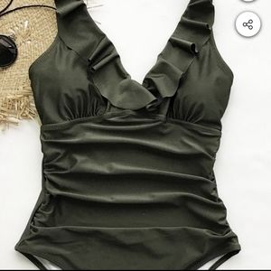 One-Piece Cupshe Olive Fringe Suite XL